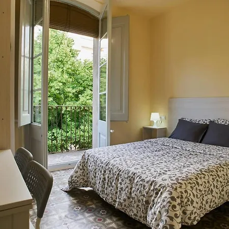 Room-independent In Vilafranca Center Homestay
