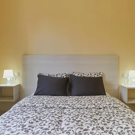 Room-independent In Vilafranca Center Homestay