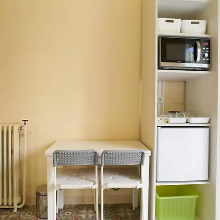 Room-independent In Vilafranca Center *